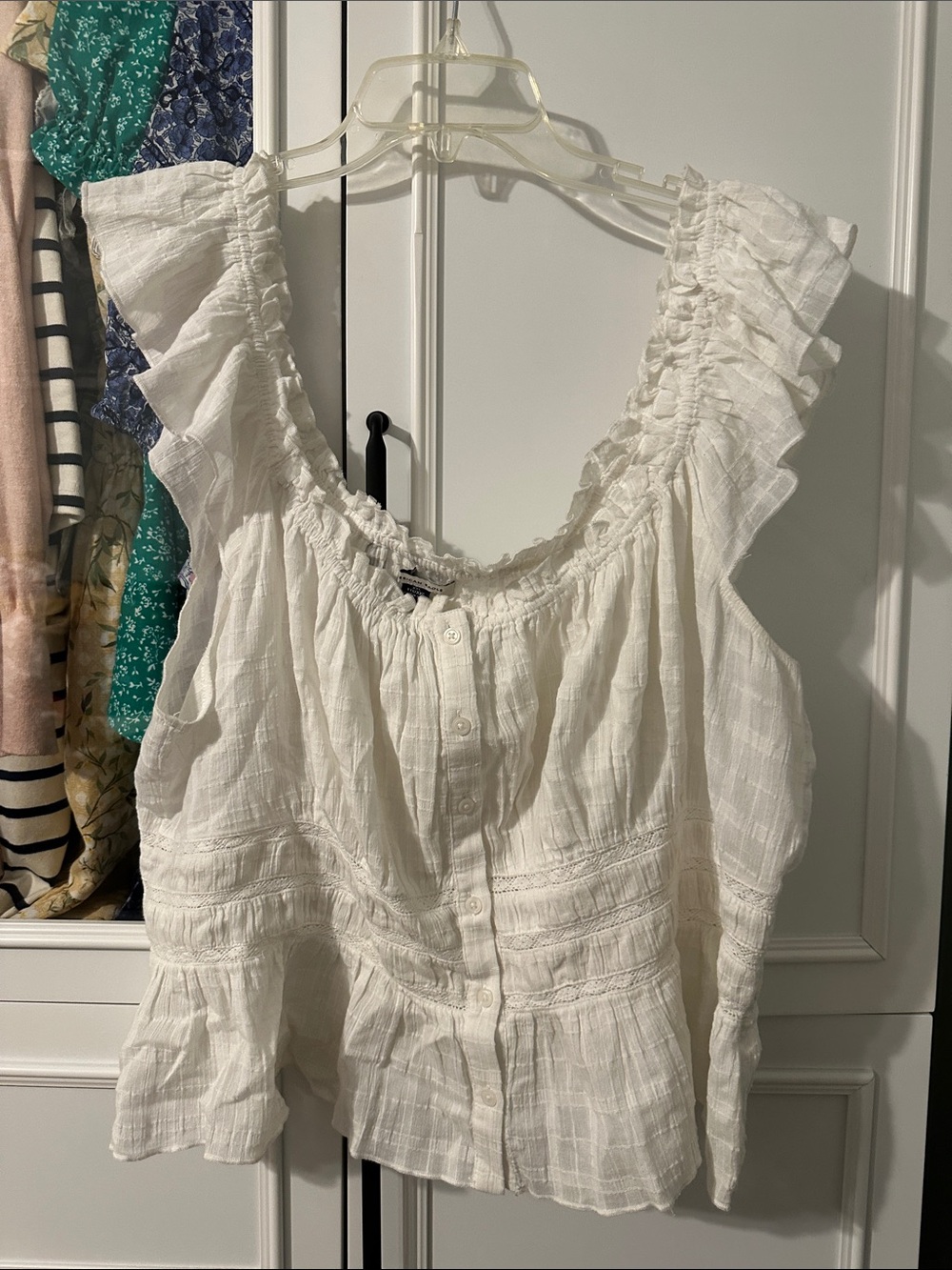 American Eagle Outfitters White Ruffled Button-Front Peplum Top